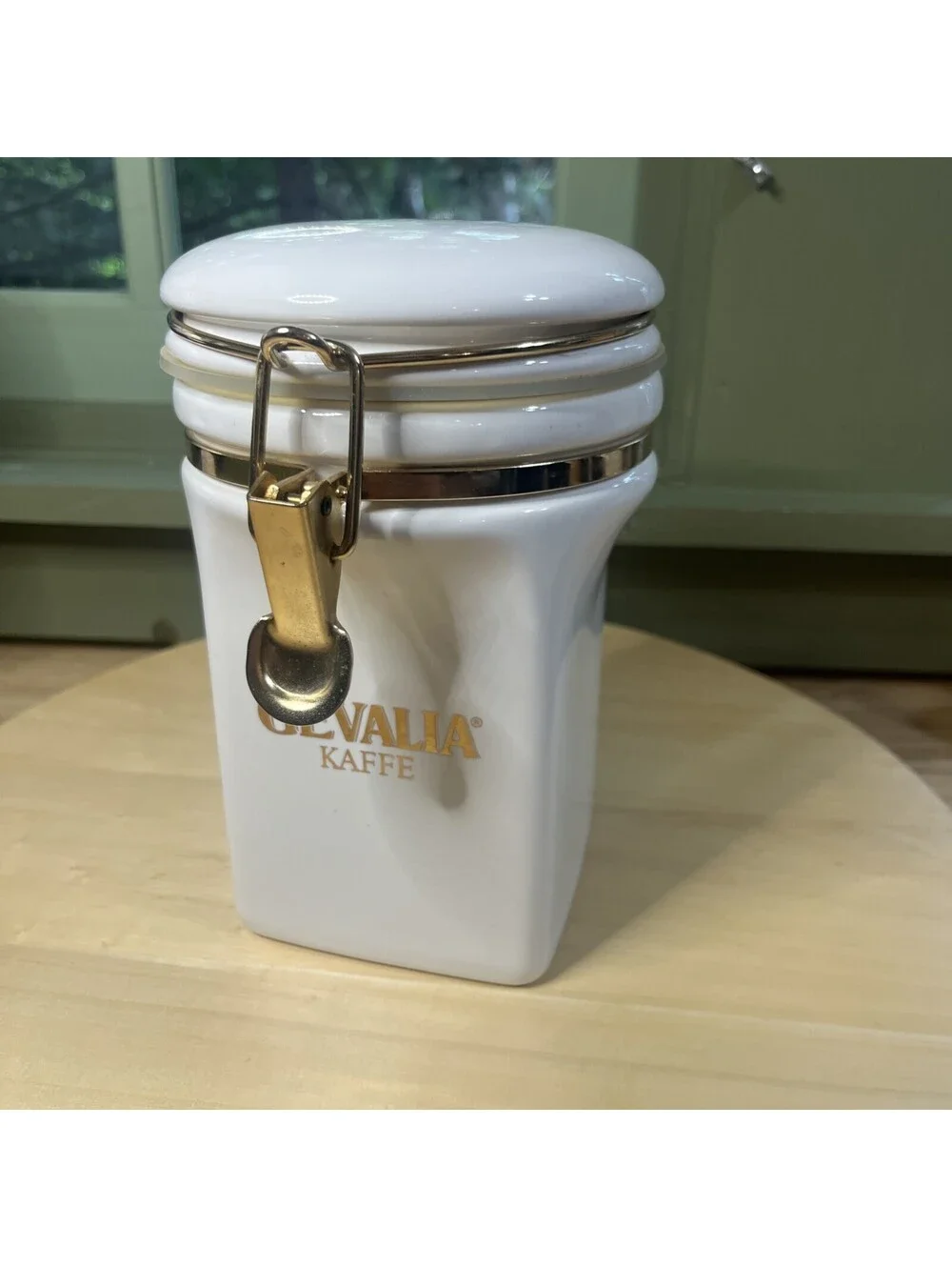Gevalia Kaffe Royal White Gold Ceramic 1 lb Coffee Jar Canister Sweden Vintage